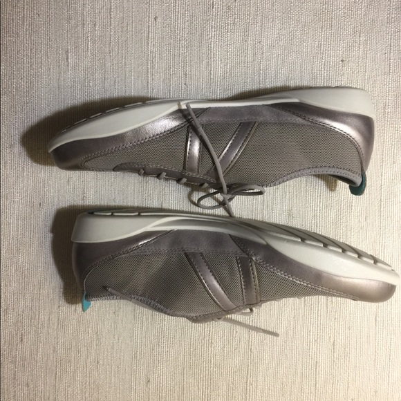 Ecco Women’s Blume Lace Sneakers - Picture 6 of 16